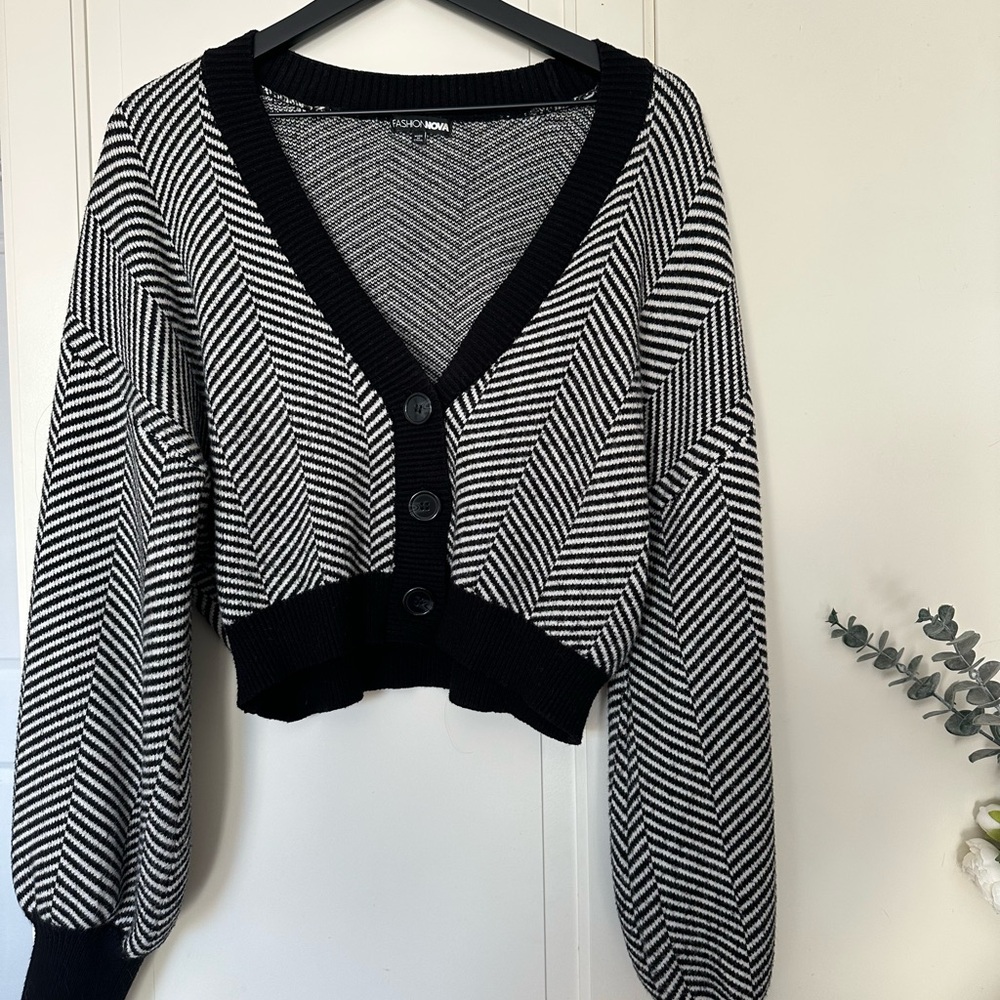 Fashion Nova Black and White Striped Cardigan Sweater